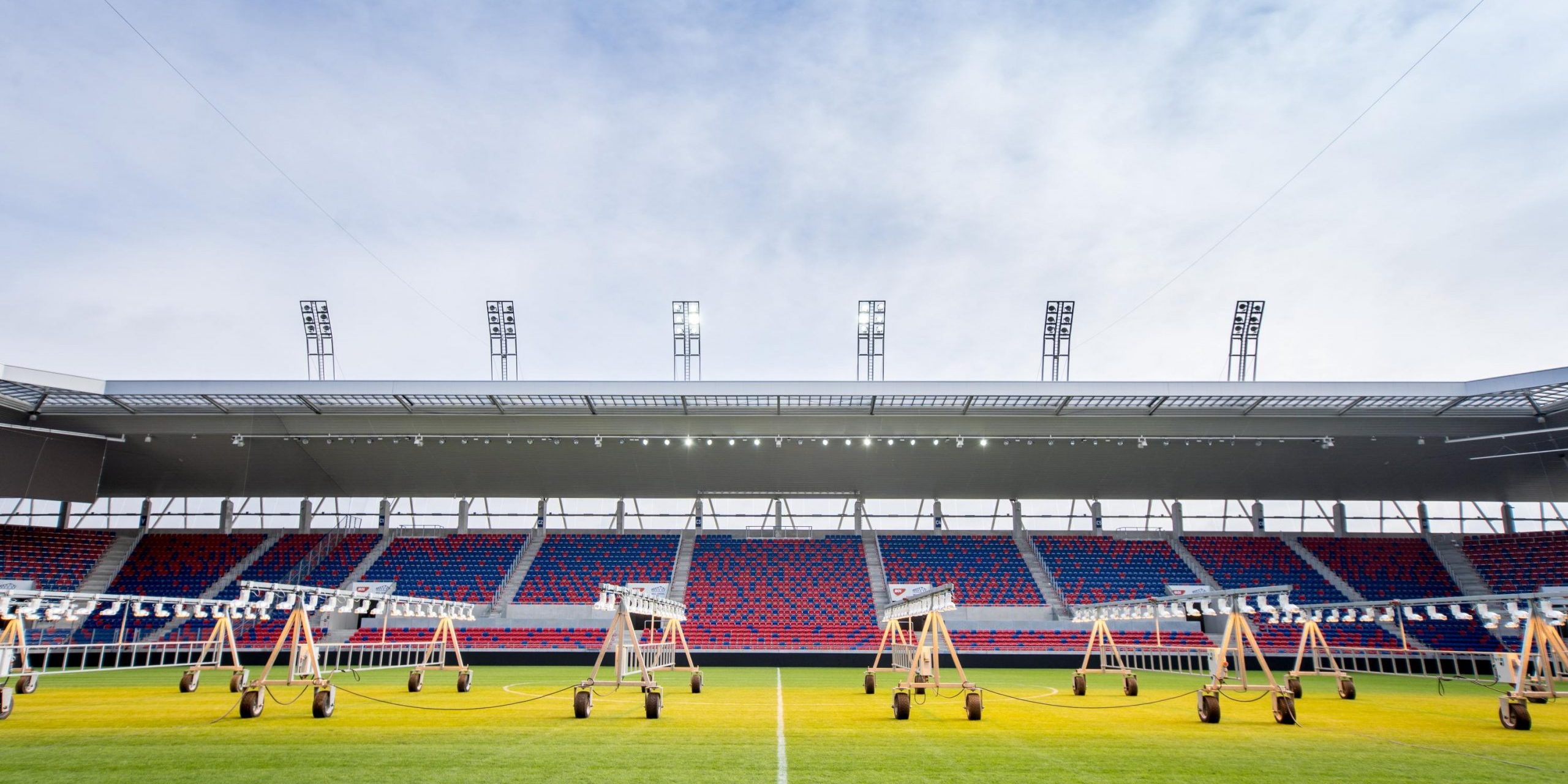 A MOL Aréna Sóstó pályája