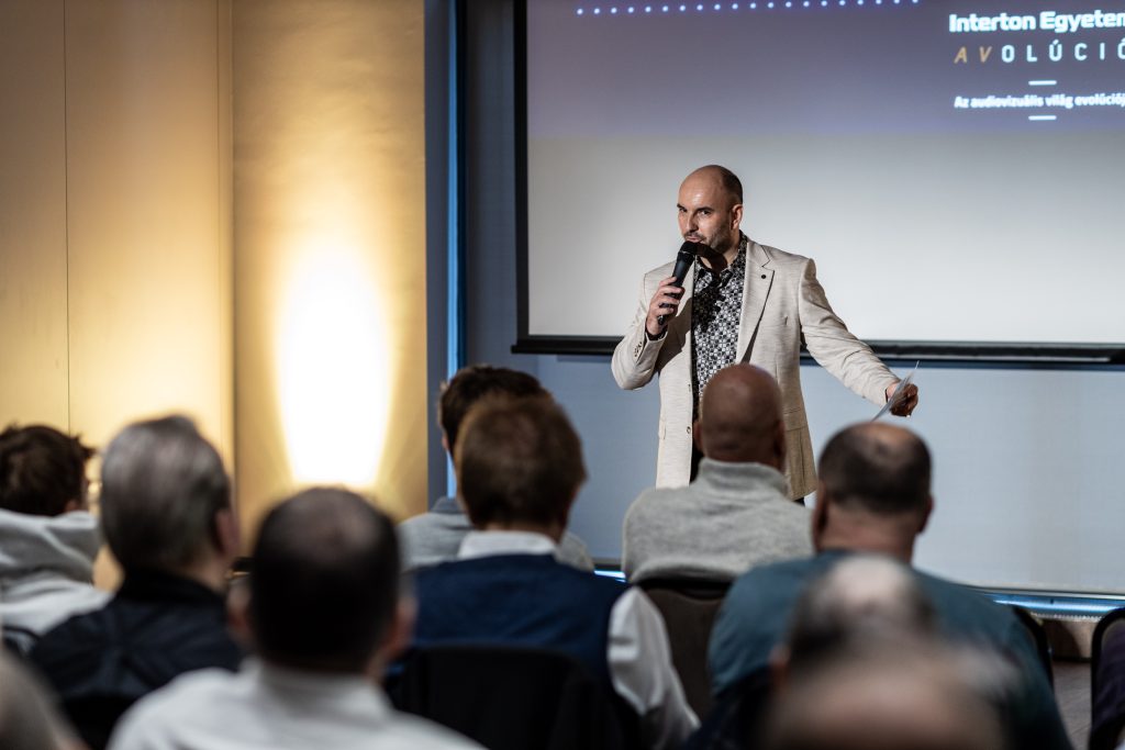 Bogár István - INTERTON Group