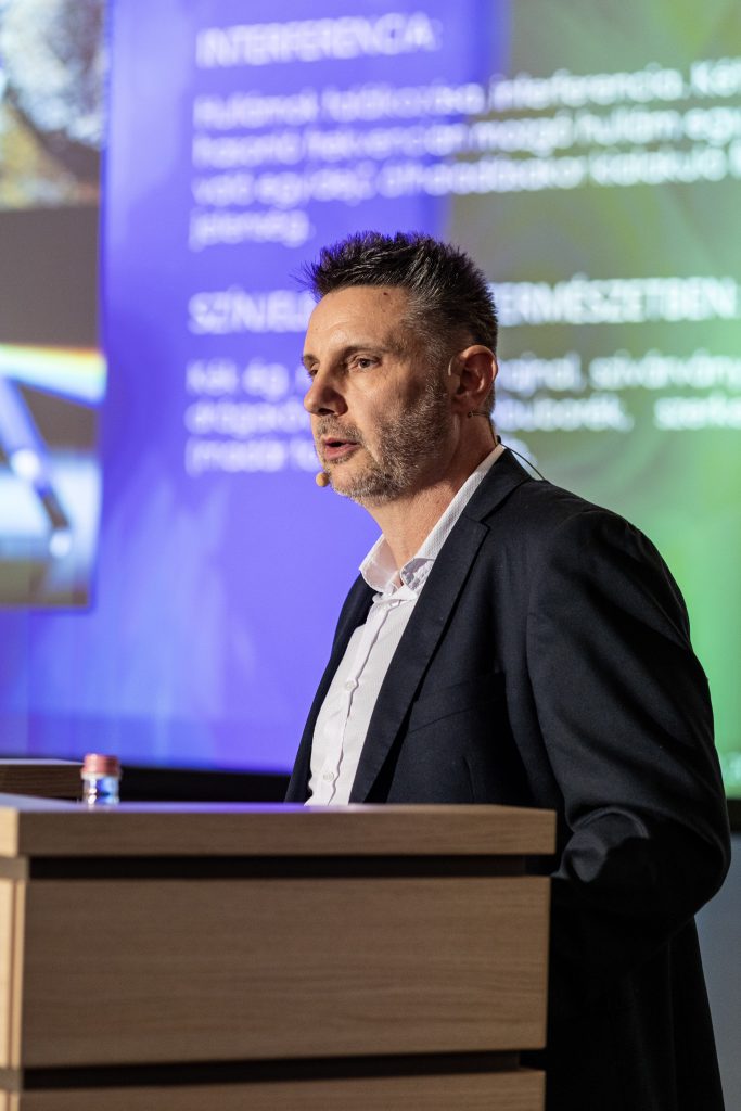 Ertl Zsolt - HoloX Global Holding B.V.